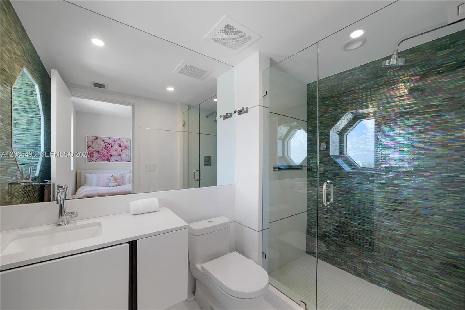 3406 4 / 4 2736 sq. ft. $ 2026-09-08 0 foto
