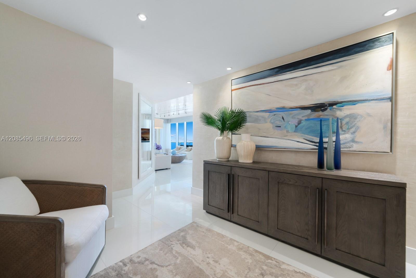 3406 4 / 4 2736 sq. ft. $ 2026-09-08 0 foto