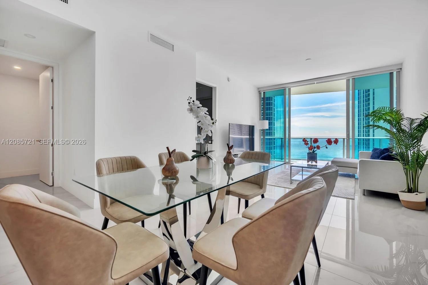See details 1003 2 / 3 1361 sq. ft. $ 2026-09-09 0 Photo