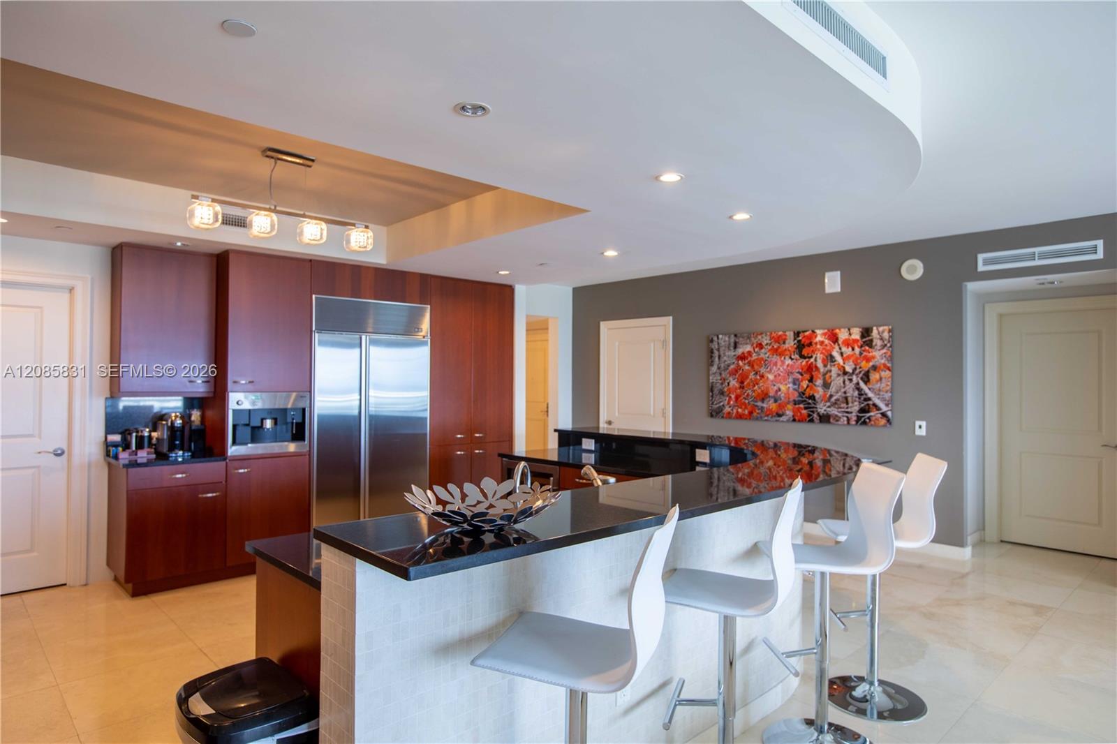 See details 2602 3 / 4 2840 sq. ft. $ 2026-09-09 0 Photo