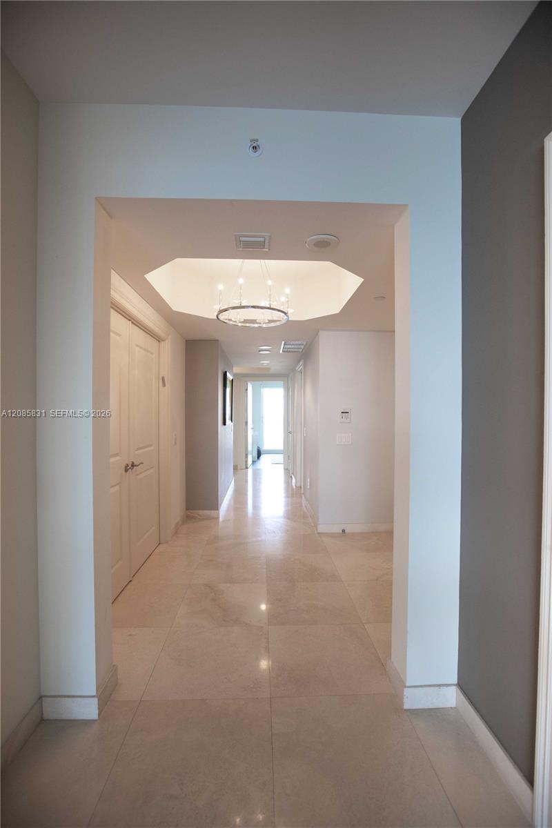 See details 2602 3 / 4 2840 sq. ft. $ 2026-09-09 0 Photo