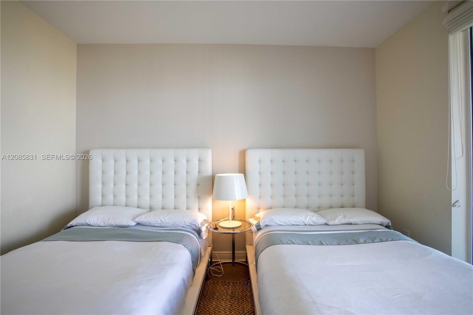 See details 2602 3 / 4 2840 sq. ft. $ 2026-09-09 0 Photo