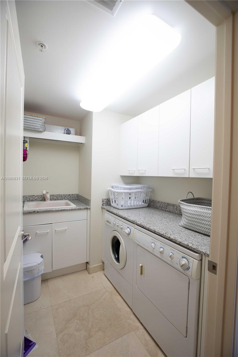 See details 2602 3 / 4 2840 sq. ft. $ 2026-09-09 0 Photo