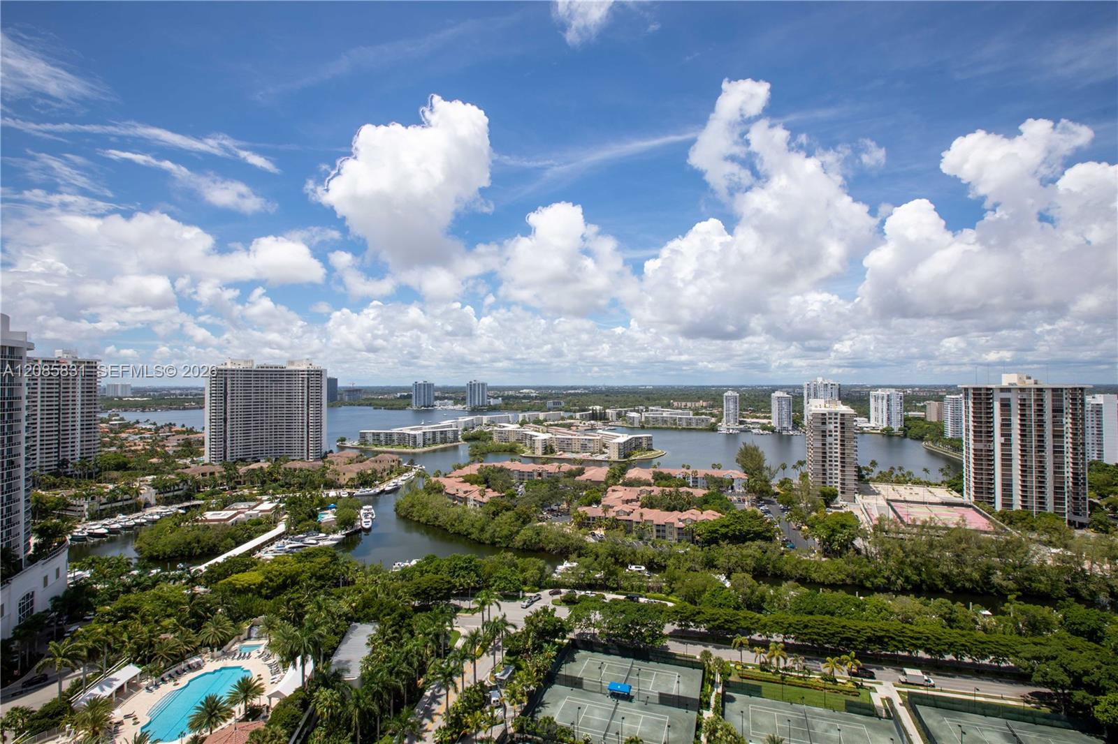 See details 2602 3 / 4 2840 sq. ft. $ 2026-09-09 0 Photo