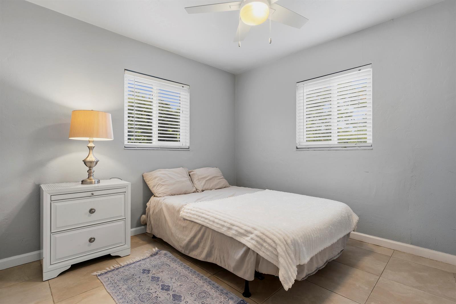 Ver detalles 3180 3 / 2 784 sq. ft. $ 2026-09-10 0 foto