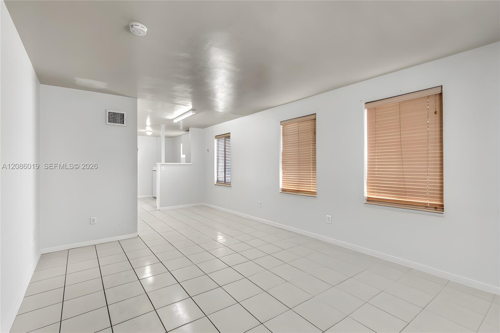   /  1780 sq. ft. $ 2026-09-09 0 foto
