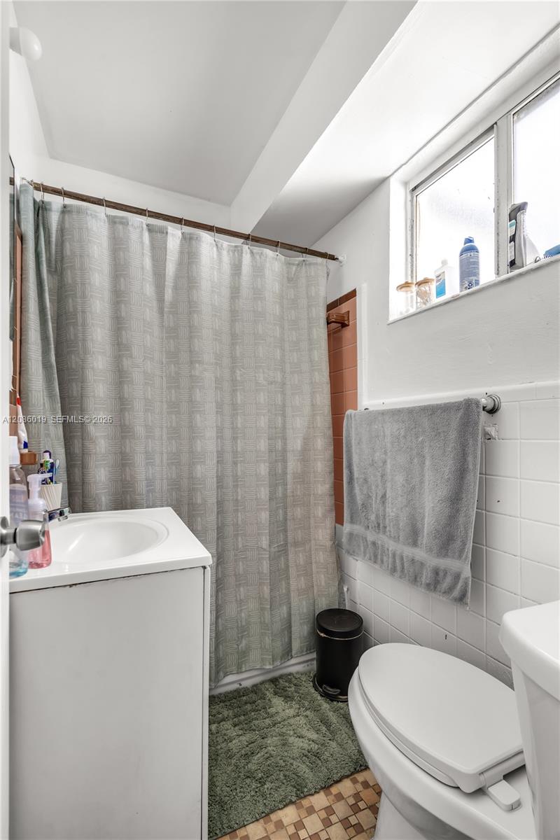   /  1780 sq. ft. $ 2026-09-09 0 foto