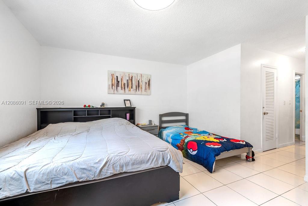 Photo 15 of 14th Ave