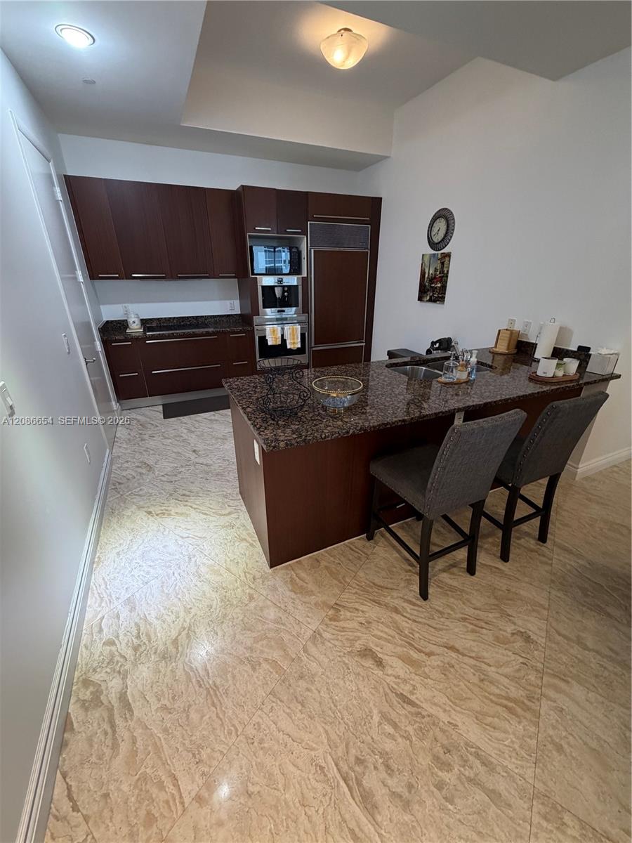 3707 3 / 3 2106 sq. ft. $ 2026-09-10 0 foto
