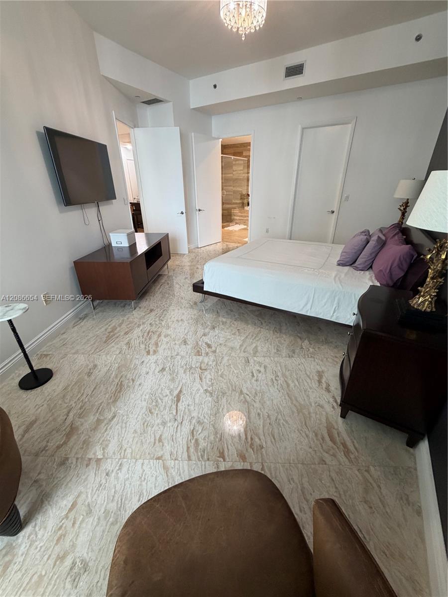3707 3 / 3 2106 sq. ft. $ 2026-09-10 0 foto
