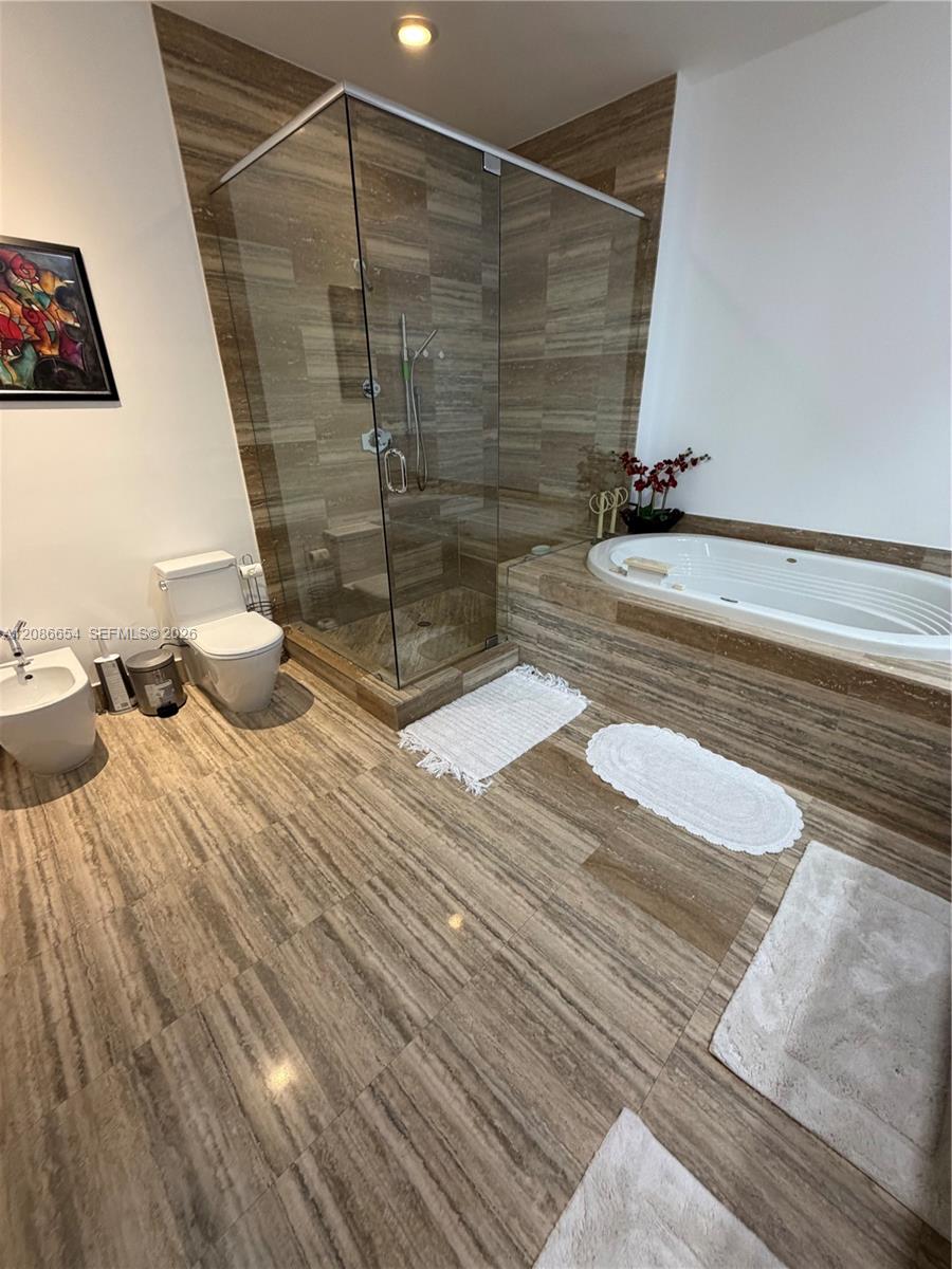 3707 3 / 3 2106 sq. ft. $ 2026-09-10 0 foto