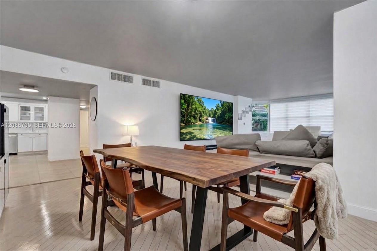 See details LE 3 / 3 1780 sq. ft. $ 2026-09-10 0 Photo