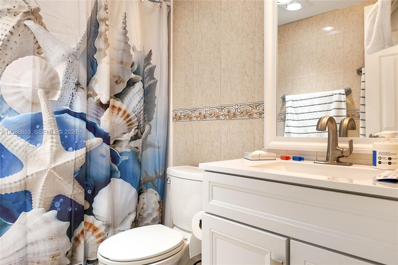 See details 4A 1 / 2 870 sq. ft. $ 2026-09-10 0 Photo