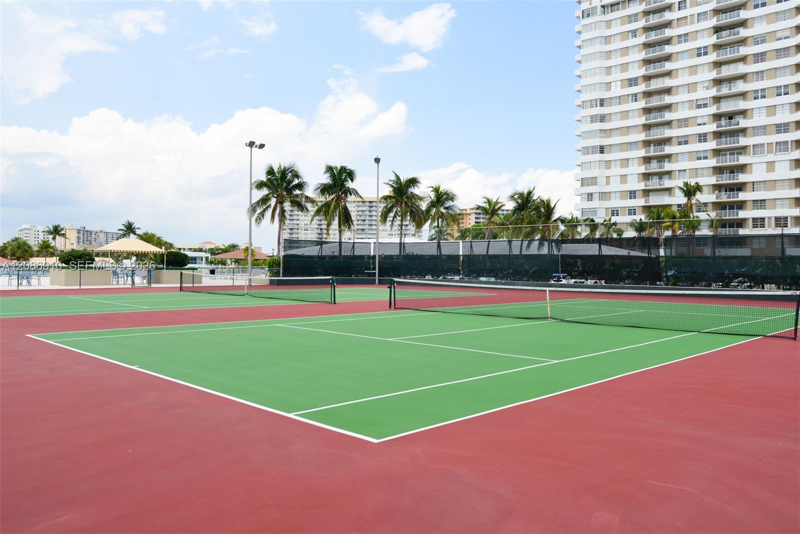 See details 11H 2 / 2 1240 sq. ft. $ 2026-09-10 0 Photo