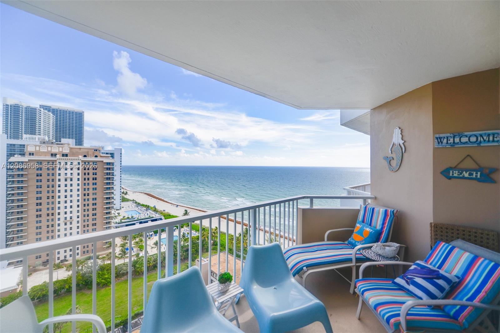 See details 18B 1 / 2 870 sq. ft. $ 2026-09-10 0 Photo