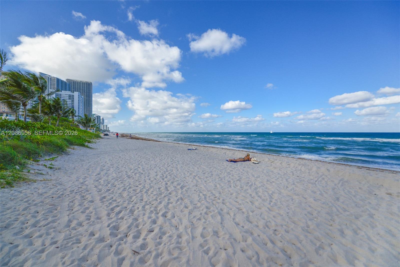 See details 18B 1 / 2 870 sq. ft. $ 2026-09-10 0 Photo