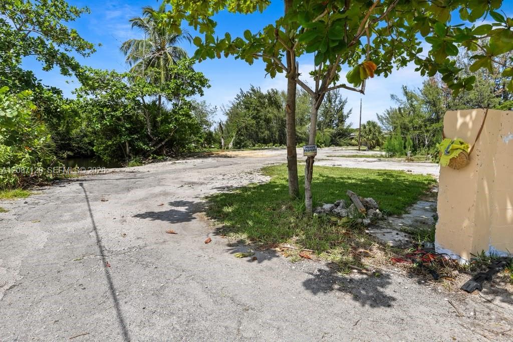 See details / sq. ft. $ 2026-09-10 0 Photo