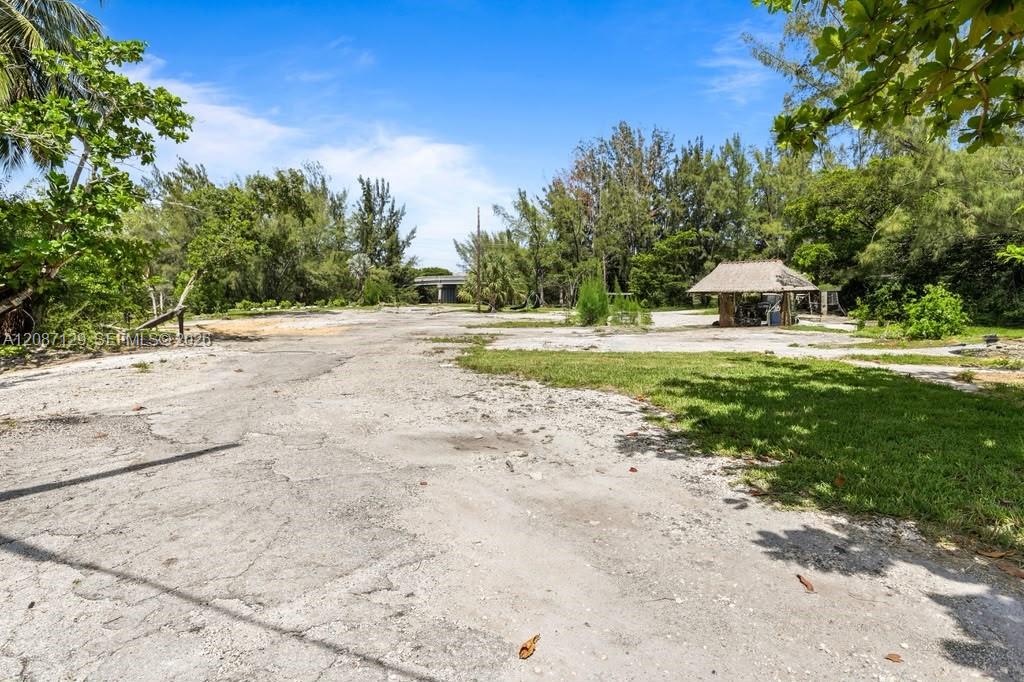 See details / sq. ft. $ 2026-09-10 0 Photo