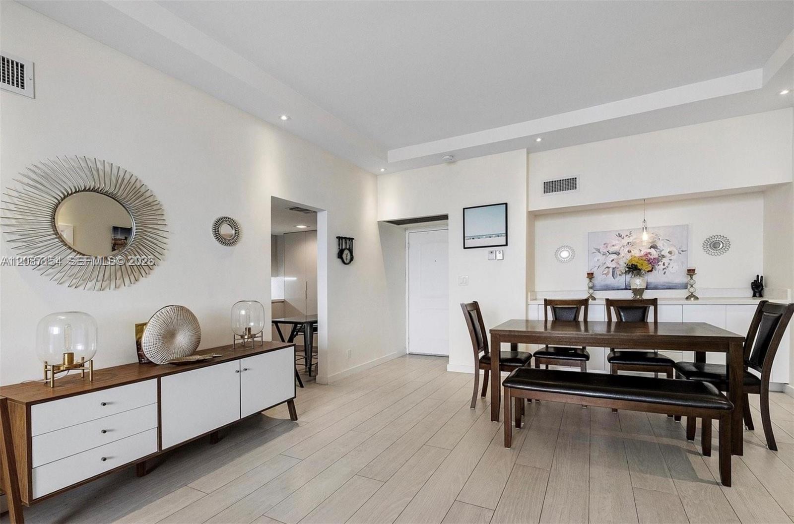 PH31 2 / 2 1357 sq. ft. $ 2026-09-10 0 Photo