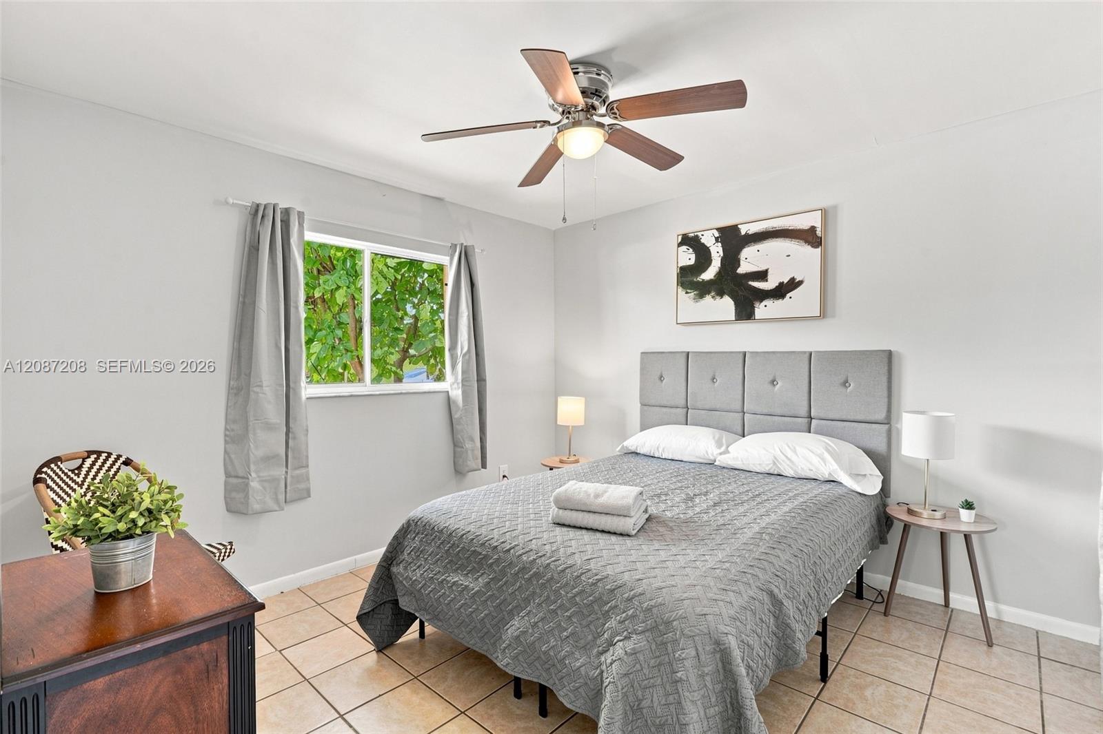   /   sq. ft. $ 2026-09-10 0 foto