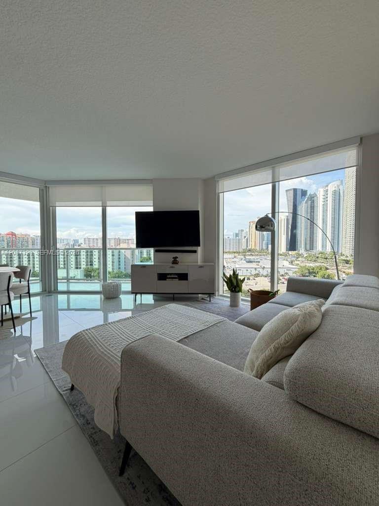 Photo 10 of SUNNY ISLES BLVD