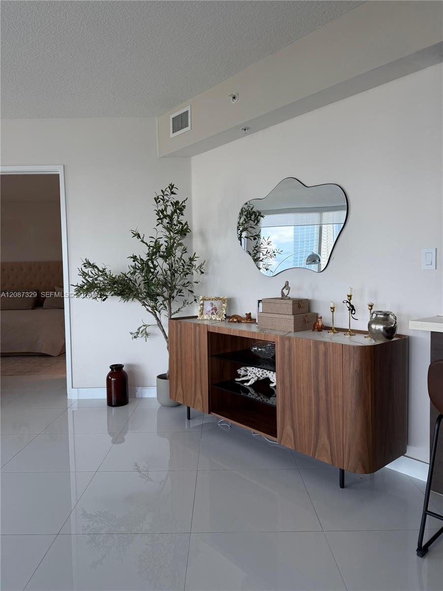 Photo 11 of SUNNY ISLES BLVD