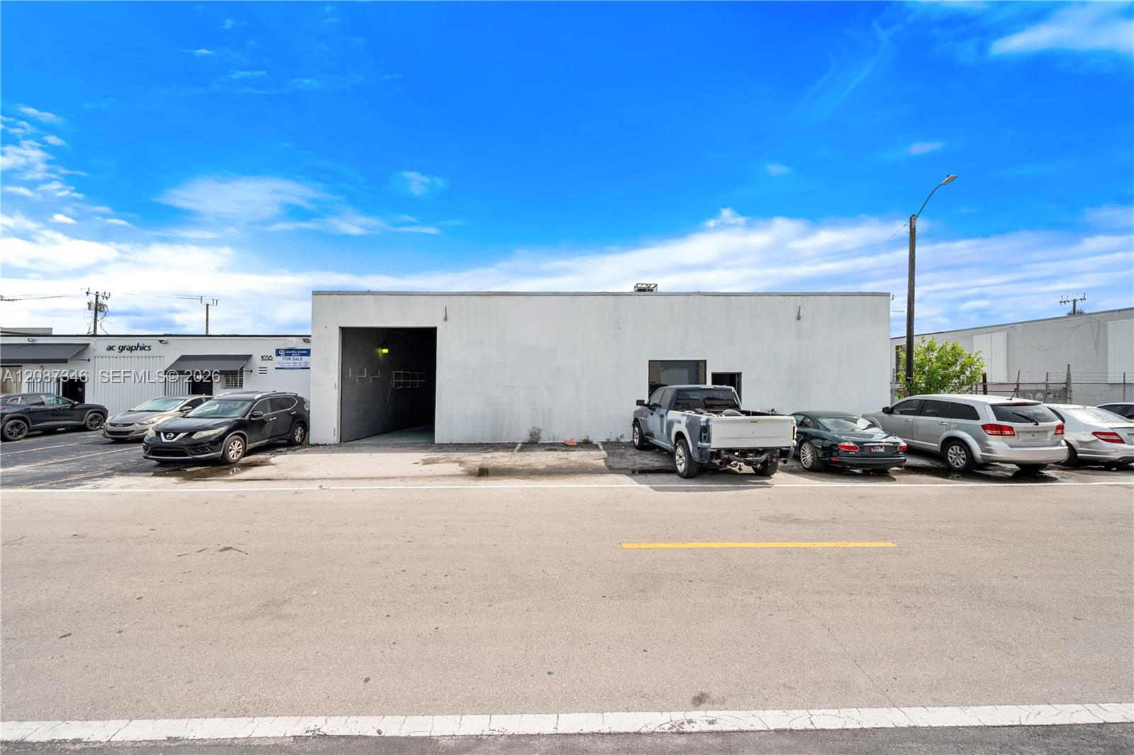   /   sq. ft. $ 2026-09-11 0 foto