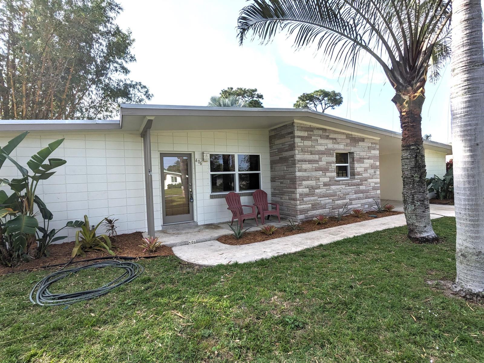 See details 406 2 / 1 1110 sq. ft. $ 2026-09-20 0 Photo