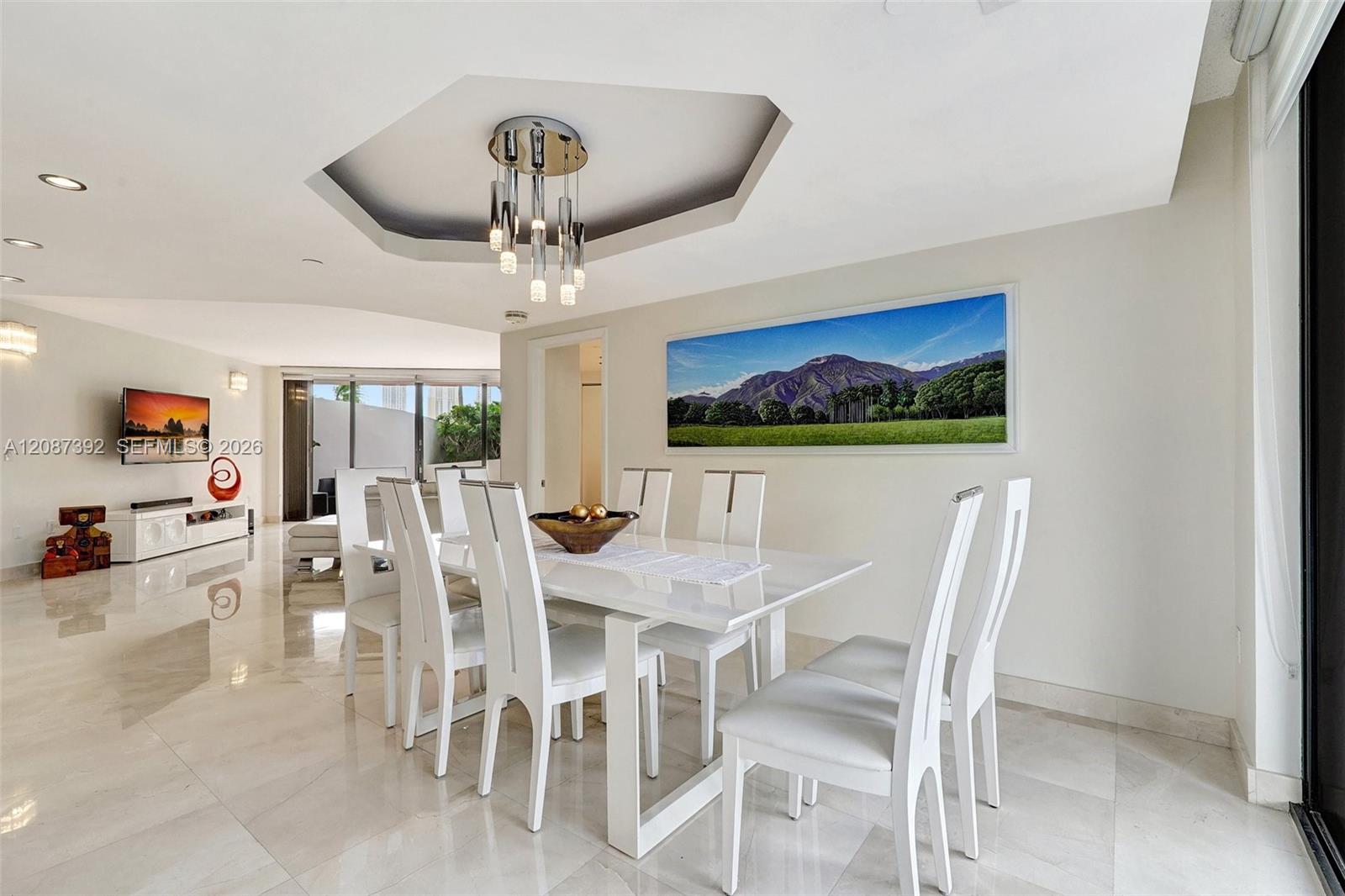 Ver detalles 402 2 / 2 1840 sq. ft. $ 2026-09-11 0 foto
