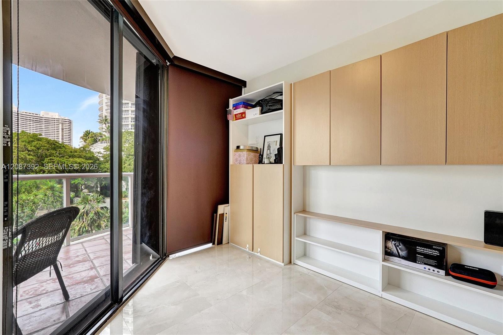 Ver detalles 402 2 / 2 1840 sq. ft. $ 2026-09-11 0 foto
