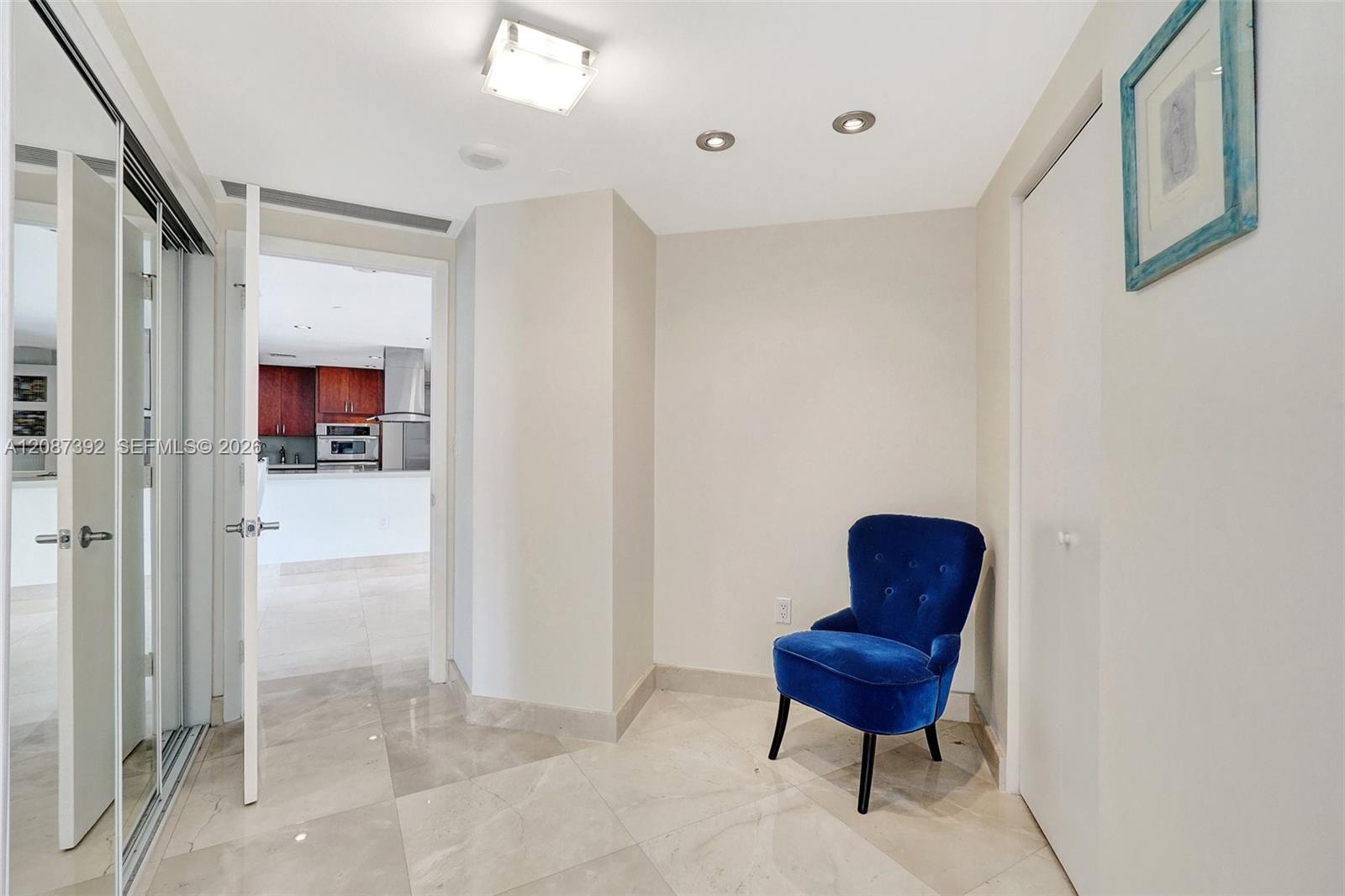 Ver detalles 402 2 / 2 1840 sq. ft. $ 2026-09-11 0 foto