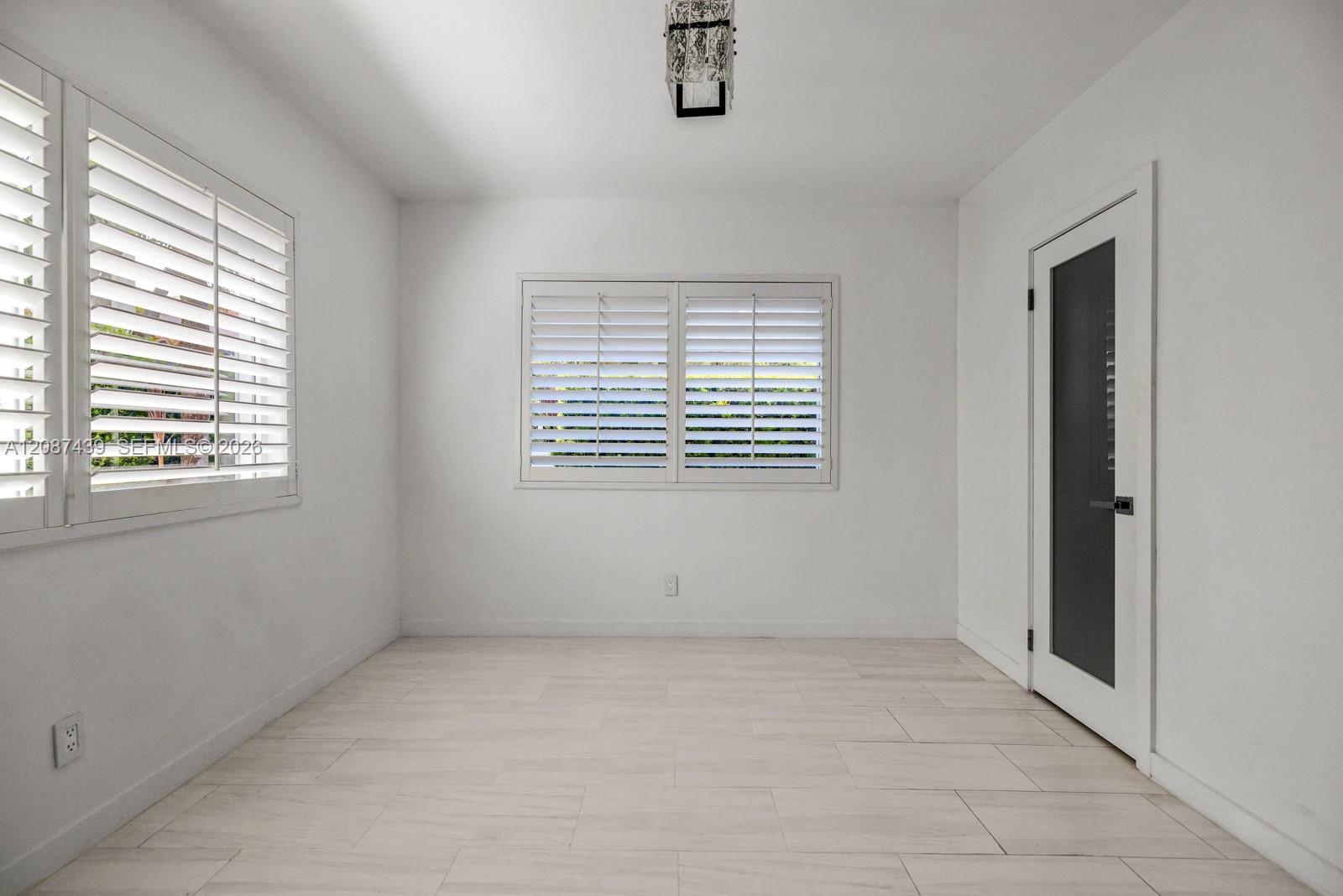 Ver detalles / sq. ft. $ 2026-09-11 0 foto