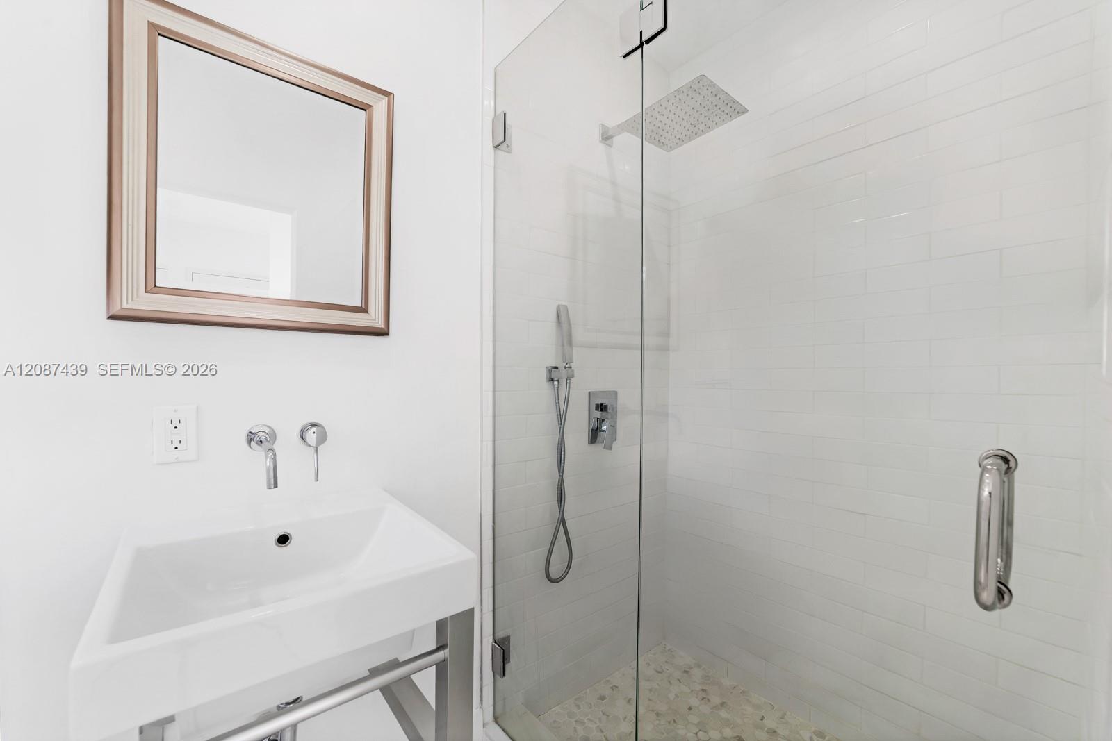 Ver detalles / sq. ft. $ 2026-09-11 0 foto