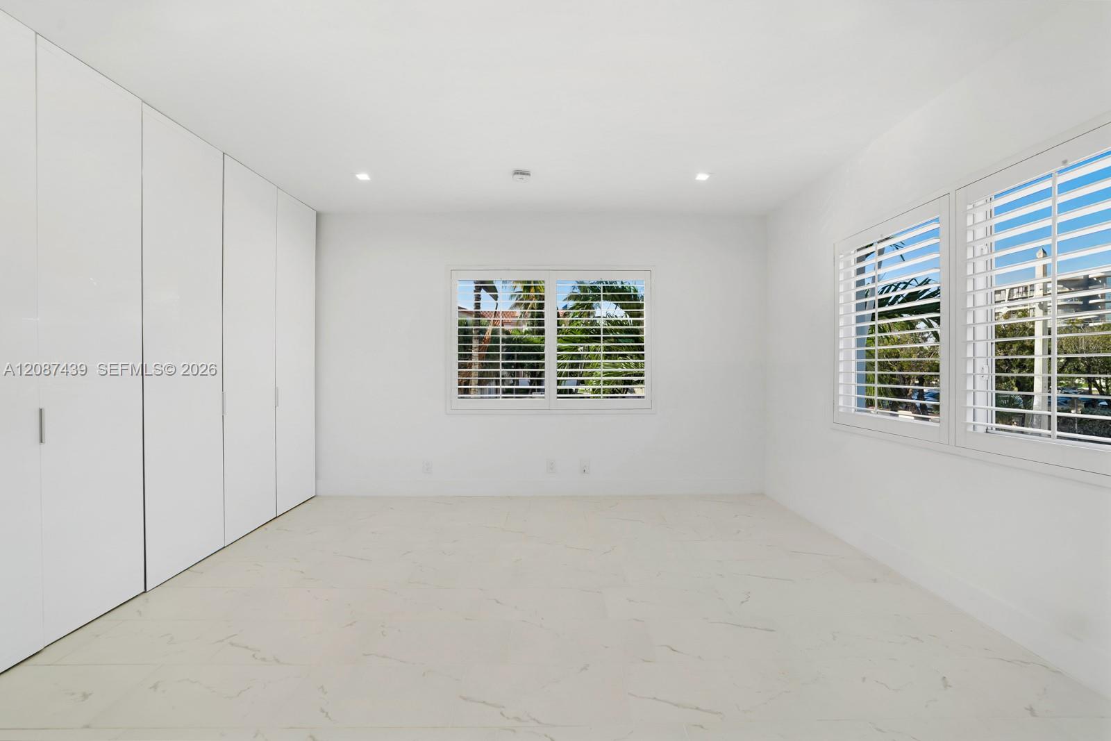 Ver detalles / sq. ft. $ 2026-09-11 0 foto