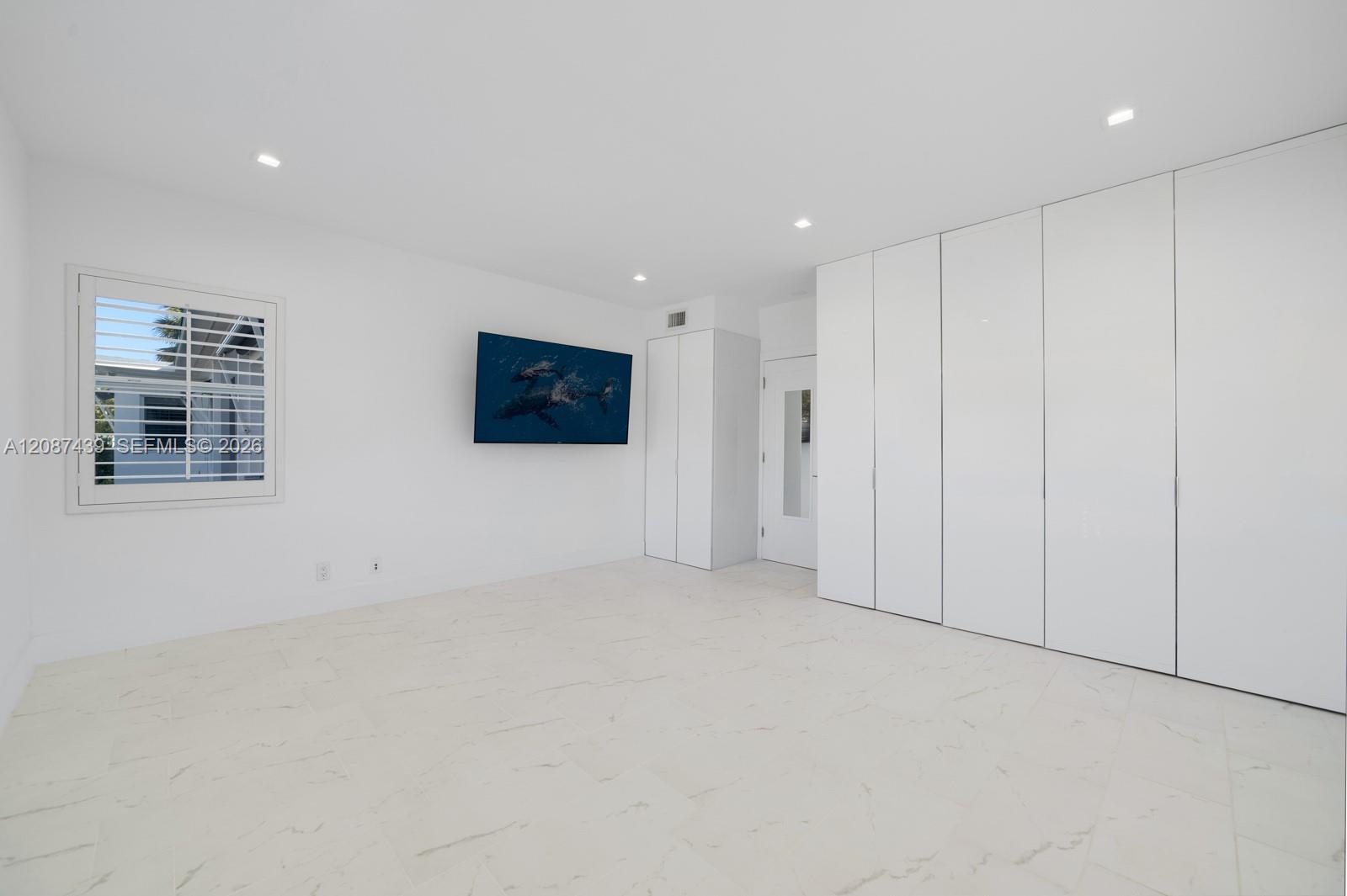Ver detalles / sq. ft. $ 2026-09-11 0 foto