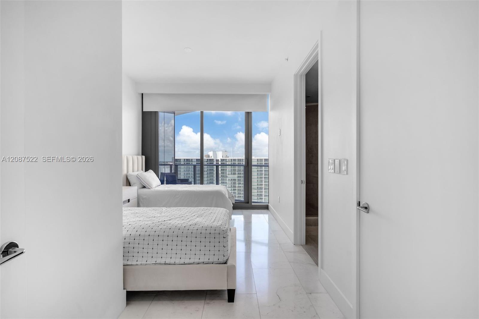 1703 2 / 3 1447 sq. ft. $ 2026-09-11 0 Photo
