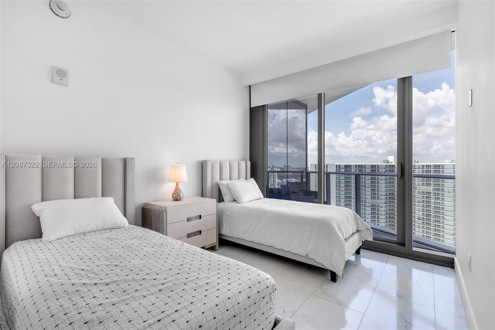 1703 2 / 3 1447 sq. ft. $ 2026-09-11 0 Photo