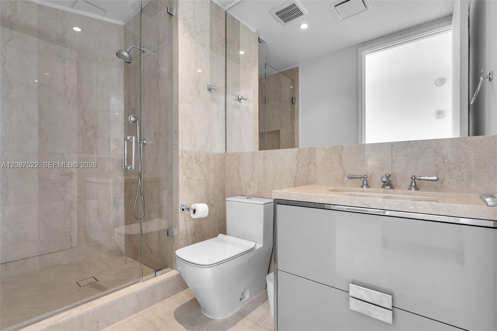 1703 2 / 3 1447 sq. ft. $ 2026-09-11 0 Photo