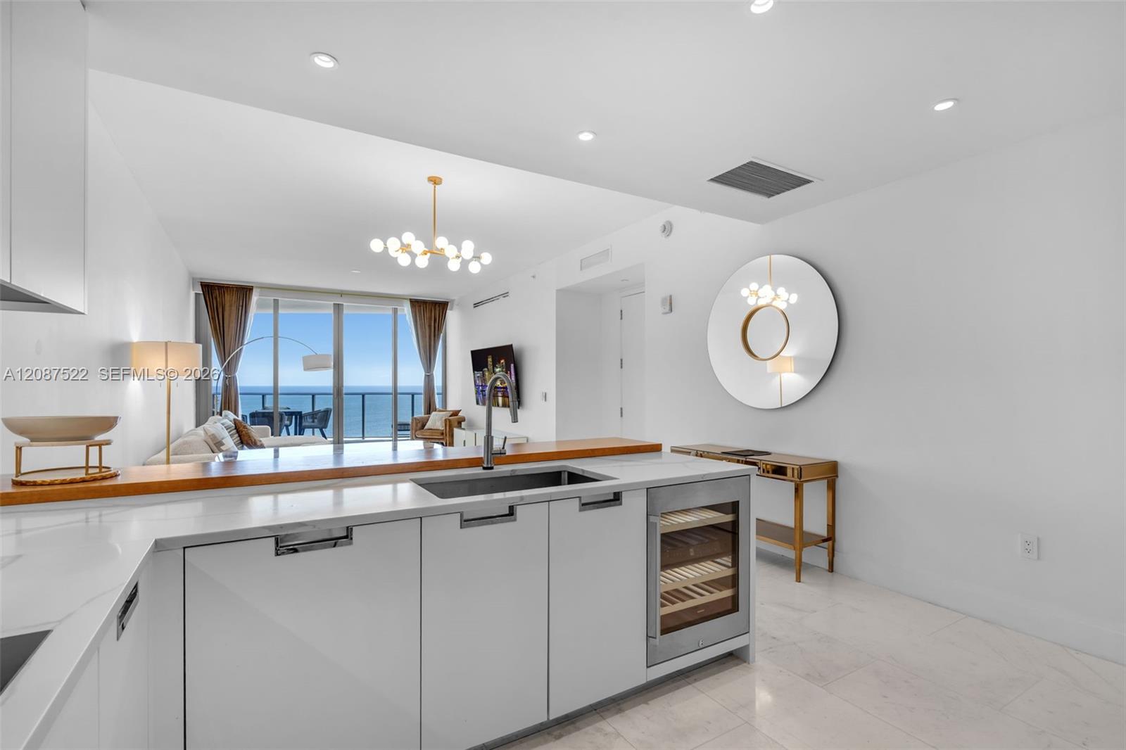 1703 2 / 3 1447 sq. ft. $ 2026-09-11 0 Photo