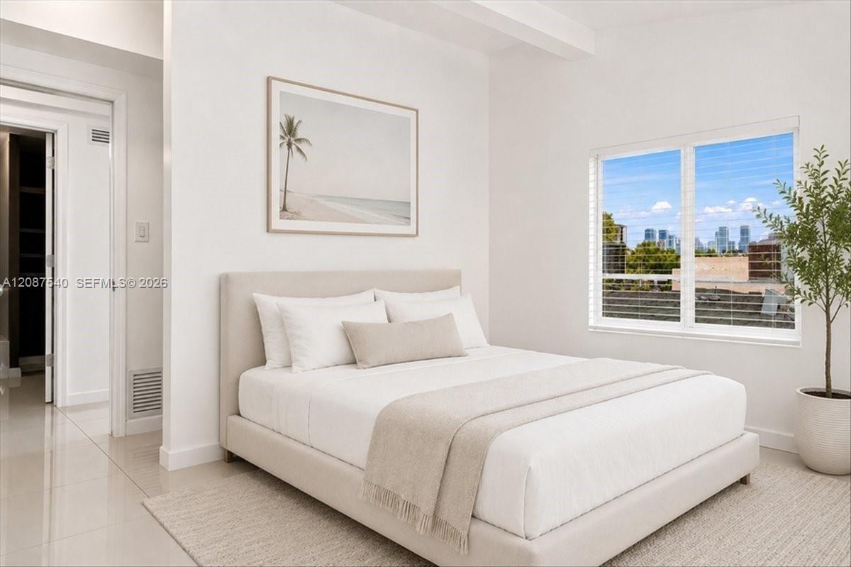   /  5574 sq. ft. $ 2026-09-11 0 foto
