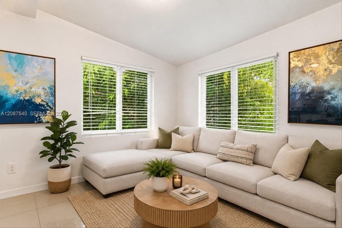   /  5574 sq. ft. $ 2026-09-11 0 foto