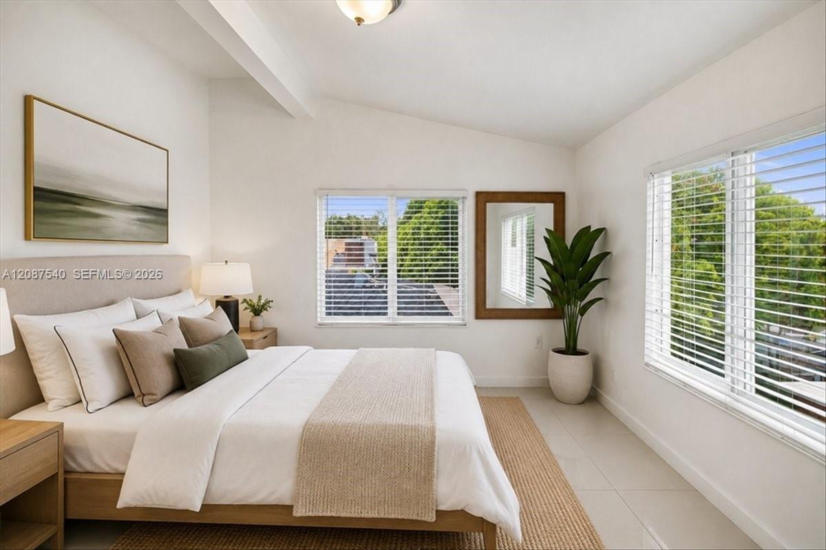   /  5574 sq. ft. $ 2026-09-11 0 foto