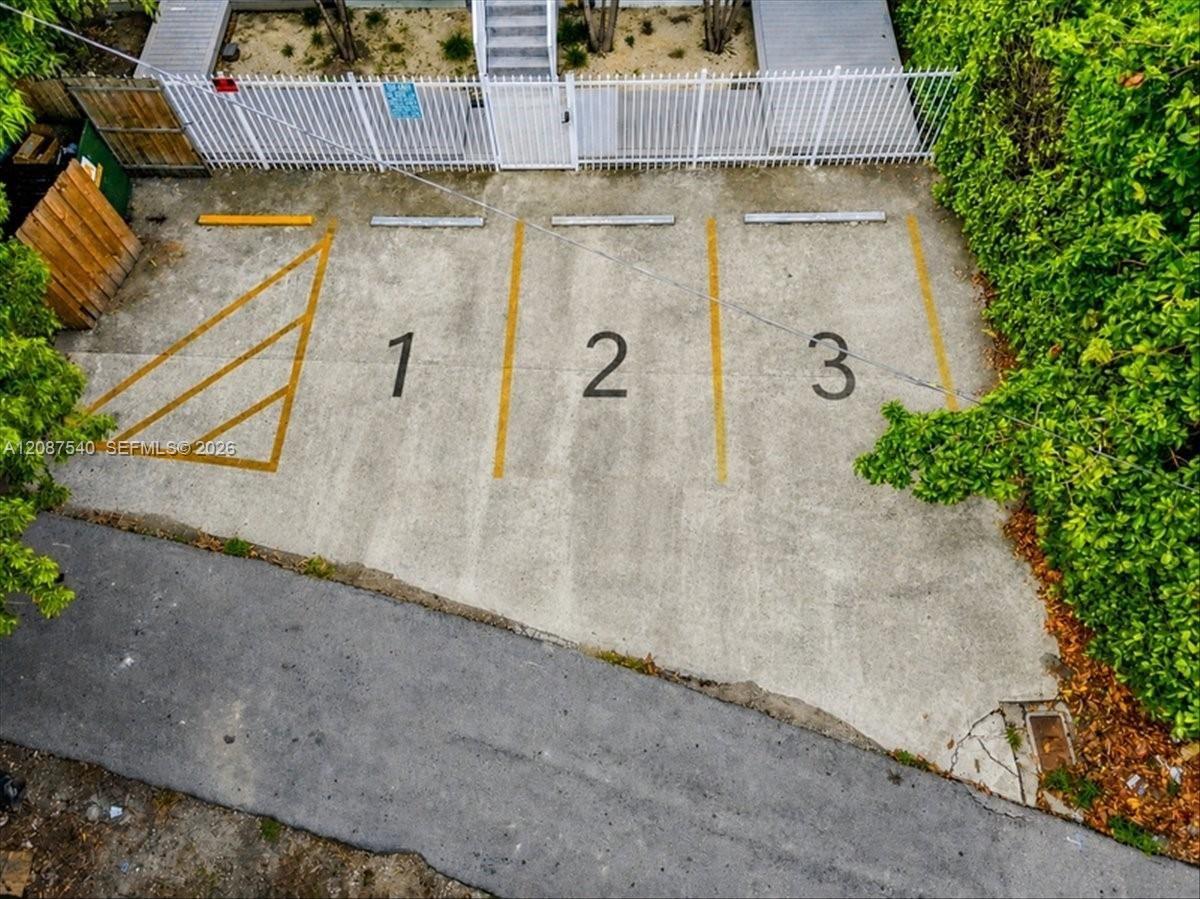   /  5574 sq. ft. $ 2026-09-11 0 foto