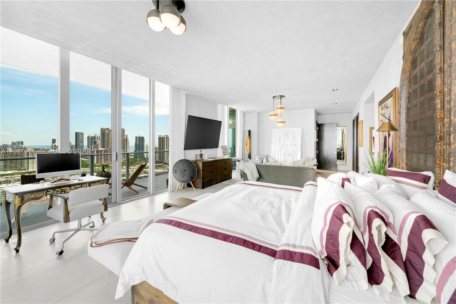 See details 5-TS01 5 / 6 5127 sq. ft. $ 2026-09-11 0 Photo