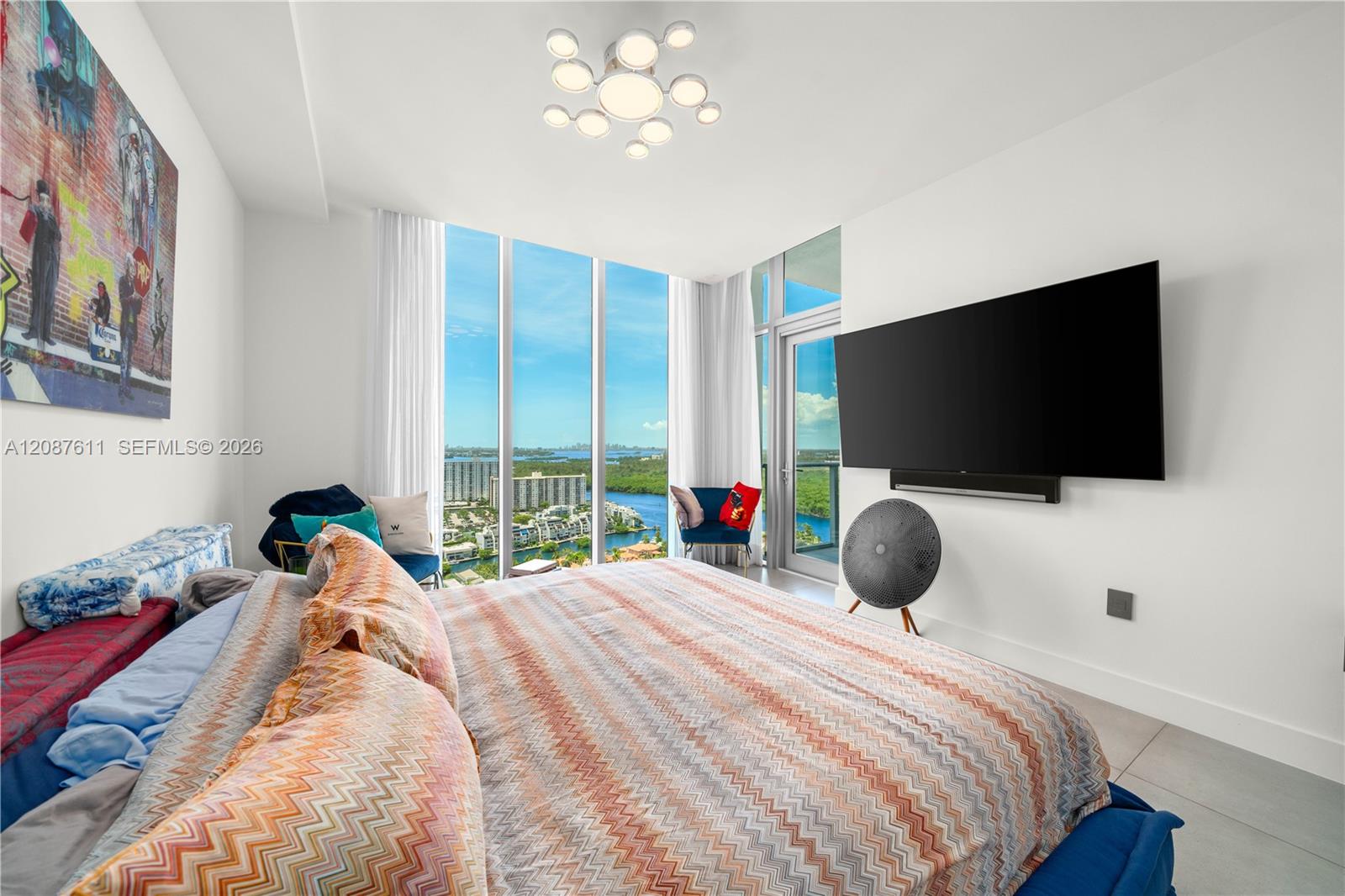 See details 5-TS01 5 / 6 5127 sq. ft. $ 2026-09-11 0 Photo
