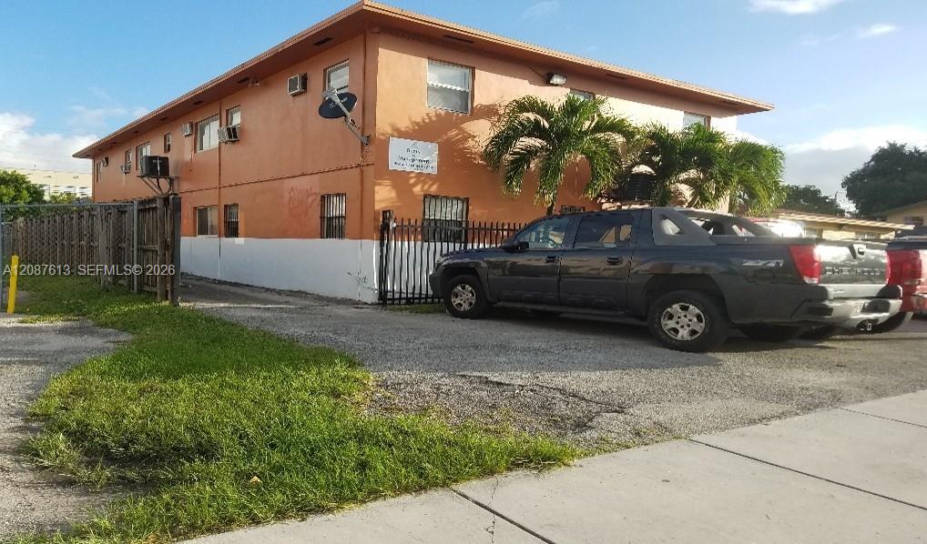 1,2,3,4,5,6  /   sq. ft. $ 2026-09-11 0 foto