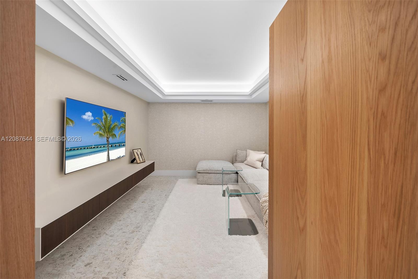 Ver detalles 707 3 / 4 2840 sq. ft. $ 2026-09-11 0 foto