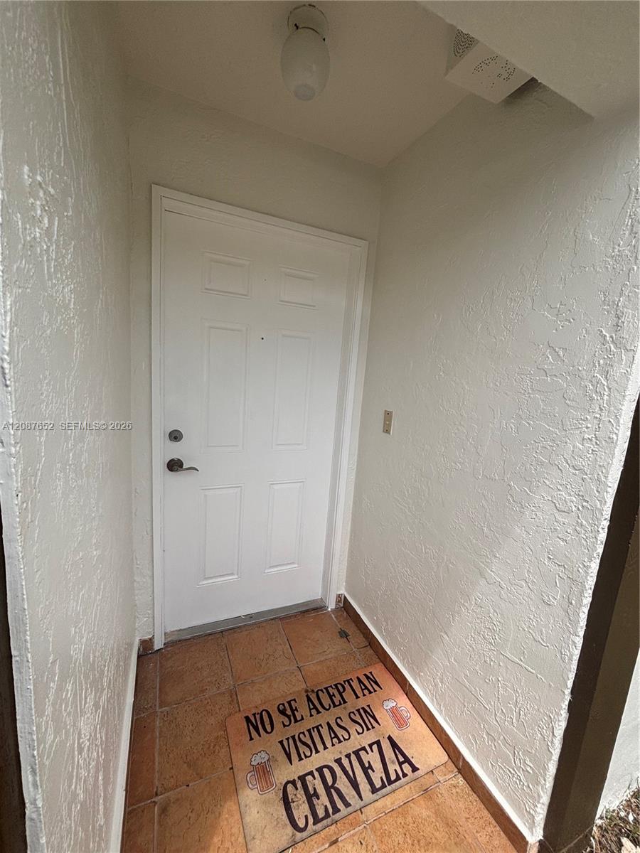   /  1618 sq. ft. $ 2026-09-11 0 foto