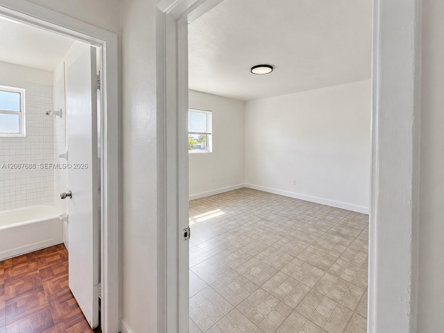 See details / sq. ft. $ 2026-09-11 0 Photo