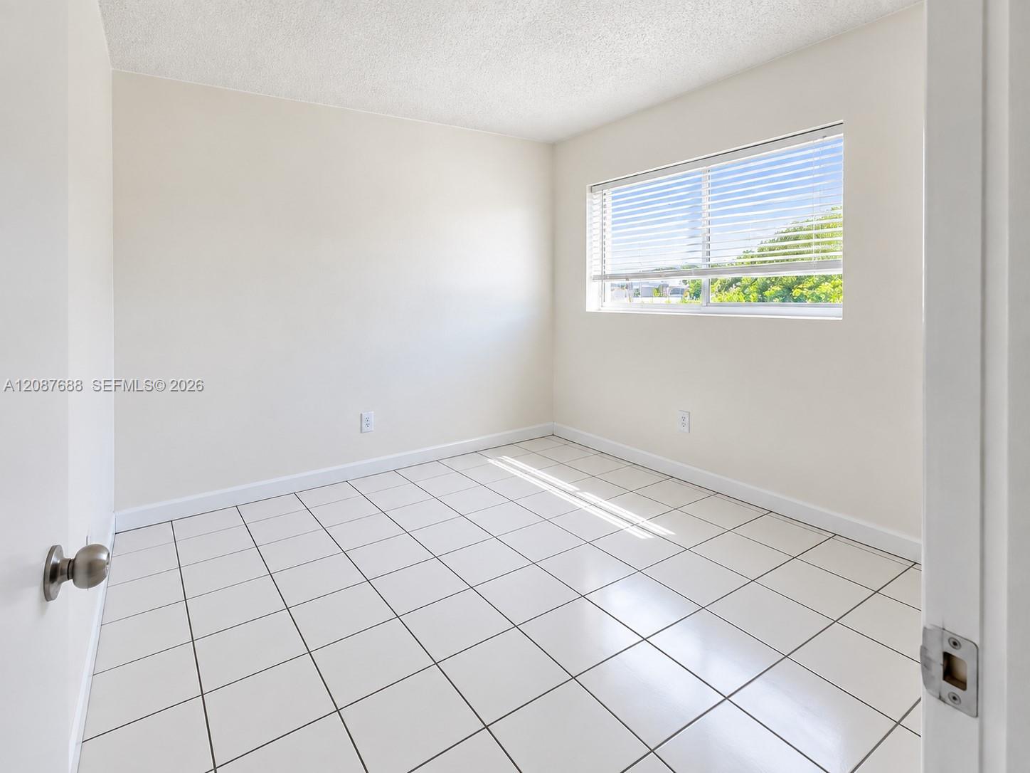 See details / sq. ft. $ 2026-09-11 0 Photo
